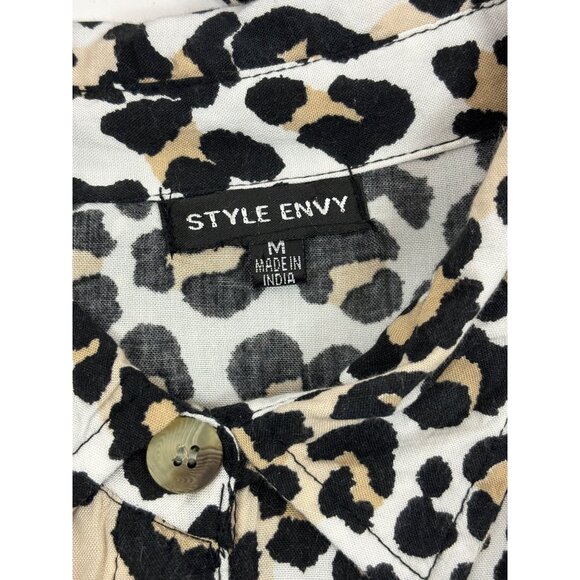 Style Envy Leopard Shirt Women's Medium Tie Hem Button Down Blouse Top - Picture 8 of 9